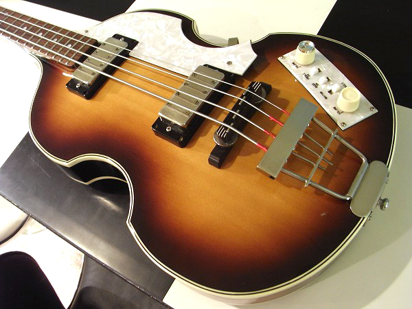 Greco Violin Bass 1985年製 VB-80 - Teenarama! Used Guitar and Pop ...